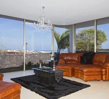 In Puerto Del Carmen Sleeps 8 With Pool And Air Con